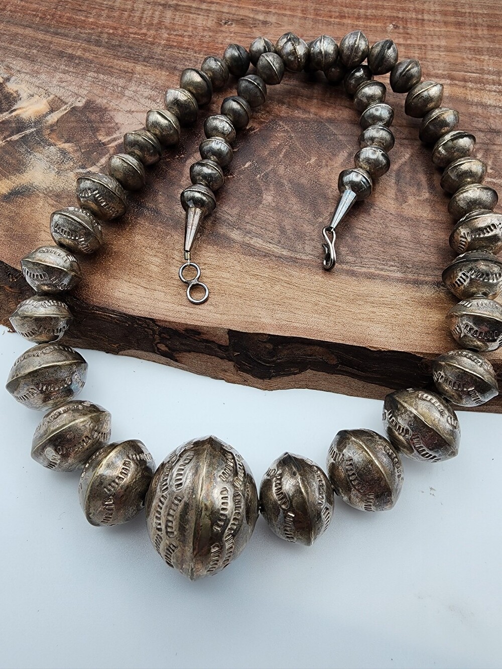 Vintage Native American Sterling Pearl Beaded Necklace Joe Tortalita Kewa - Picture 2 of 11